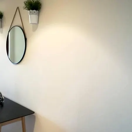Rian - 2 Bedroom In Apartment *